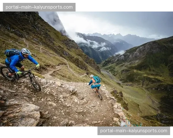 纪录片《轮迹》上映：记录一支非洲本土山地车队的首次洲际远征