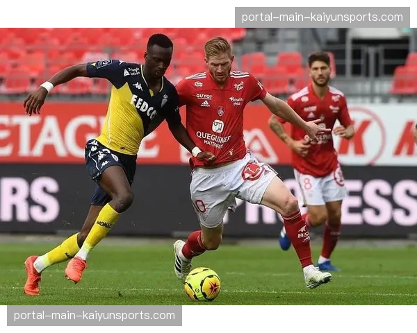 专家预测：对阵洛里昂，兰斯将利用主场优势实施“七秒反抢”